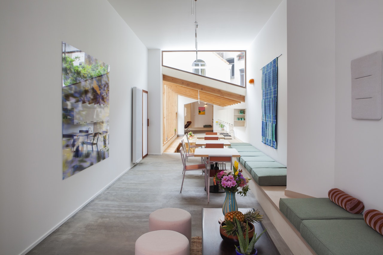 Neybor_Parvis_Dining_room